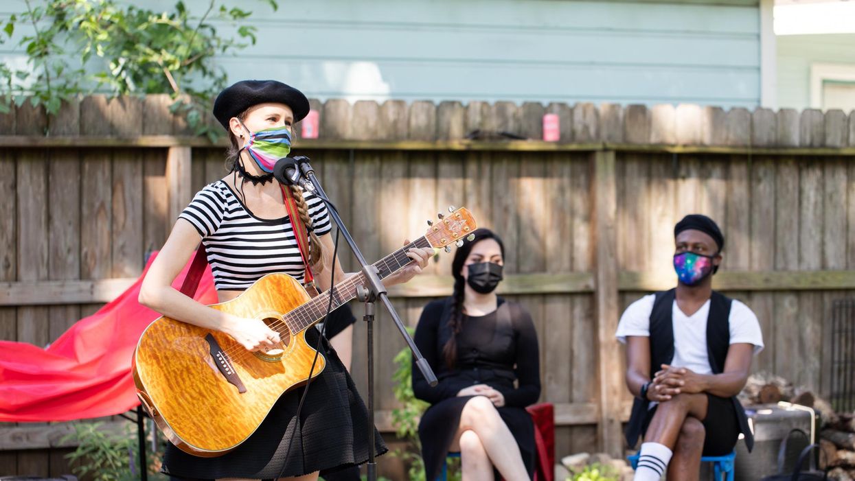 Live Theater Returns — to Your Front Lawn