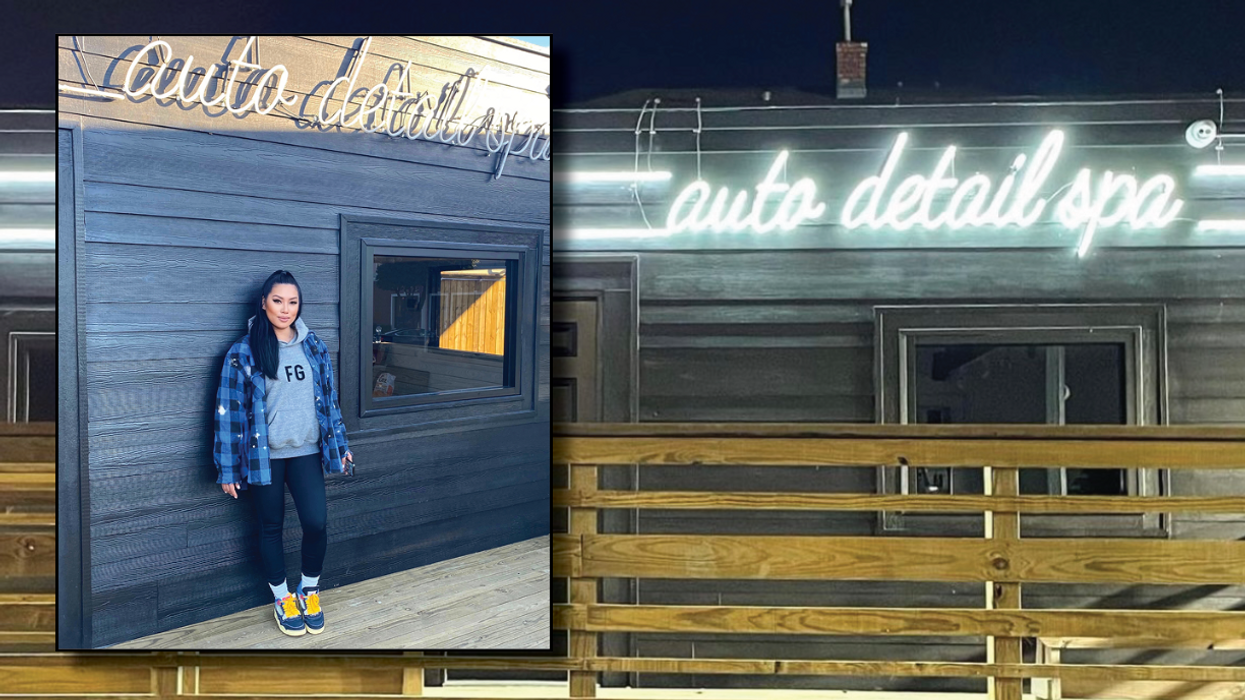 Artist Creates Stylish New Car Wash in Third Ward