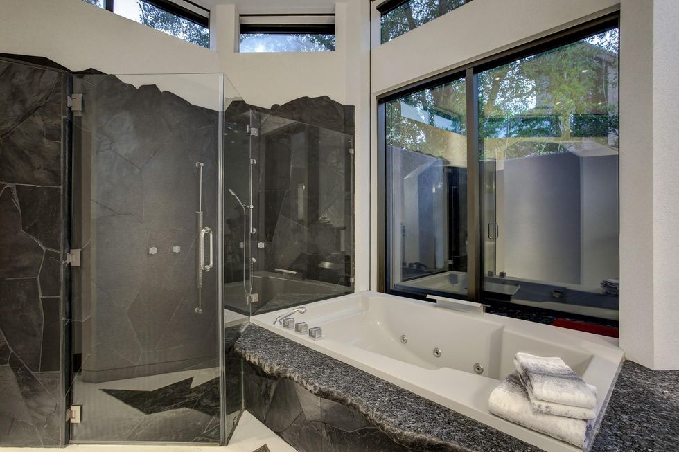 Iconic 'Darth Vader House' Sells Houston CityBook