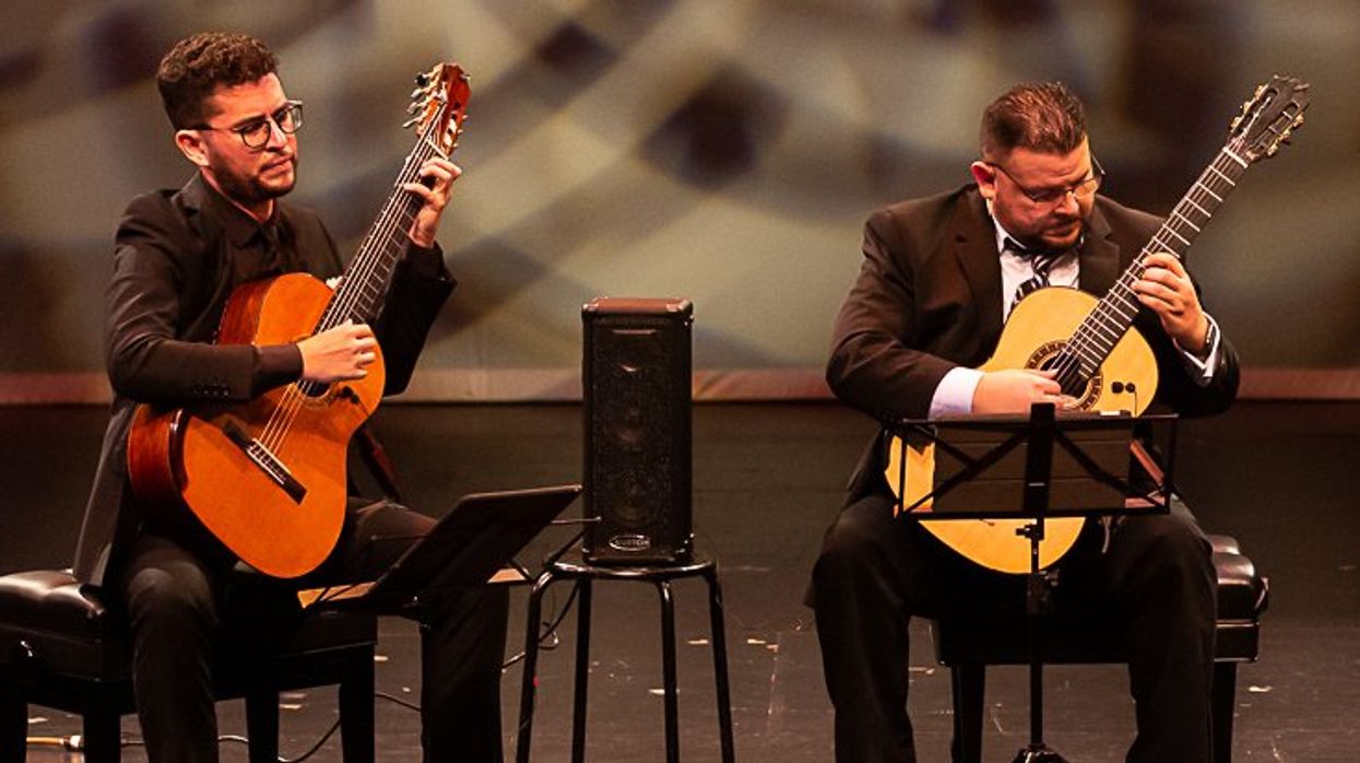 In Classical Guitar Program, Aperio Beautifully Blends the Old and New