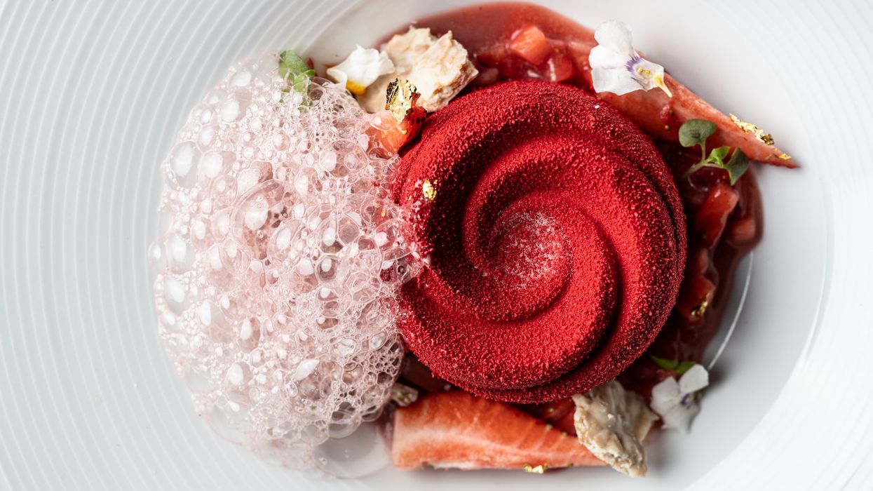 Get the Royal Treatment at This Seafood-Chic Uptown Park Newbie