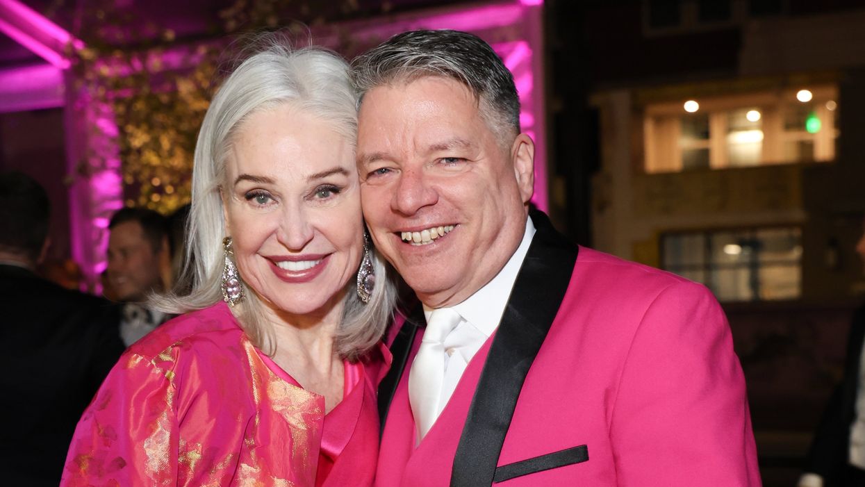 For Stages, an Emotional and Chic Fuchsia-Hued Function Raises $1.2 Million