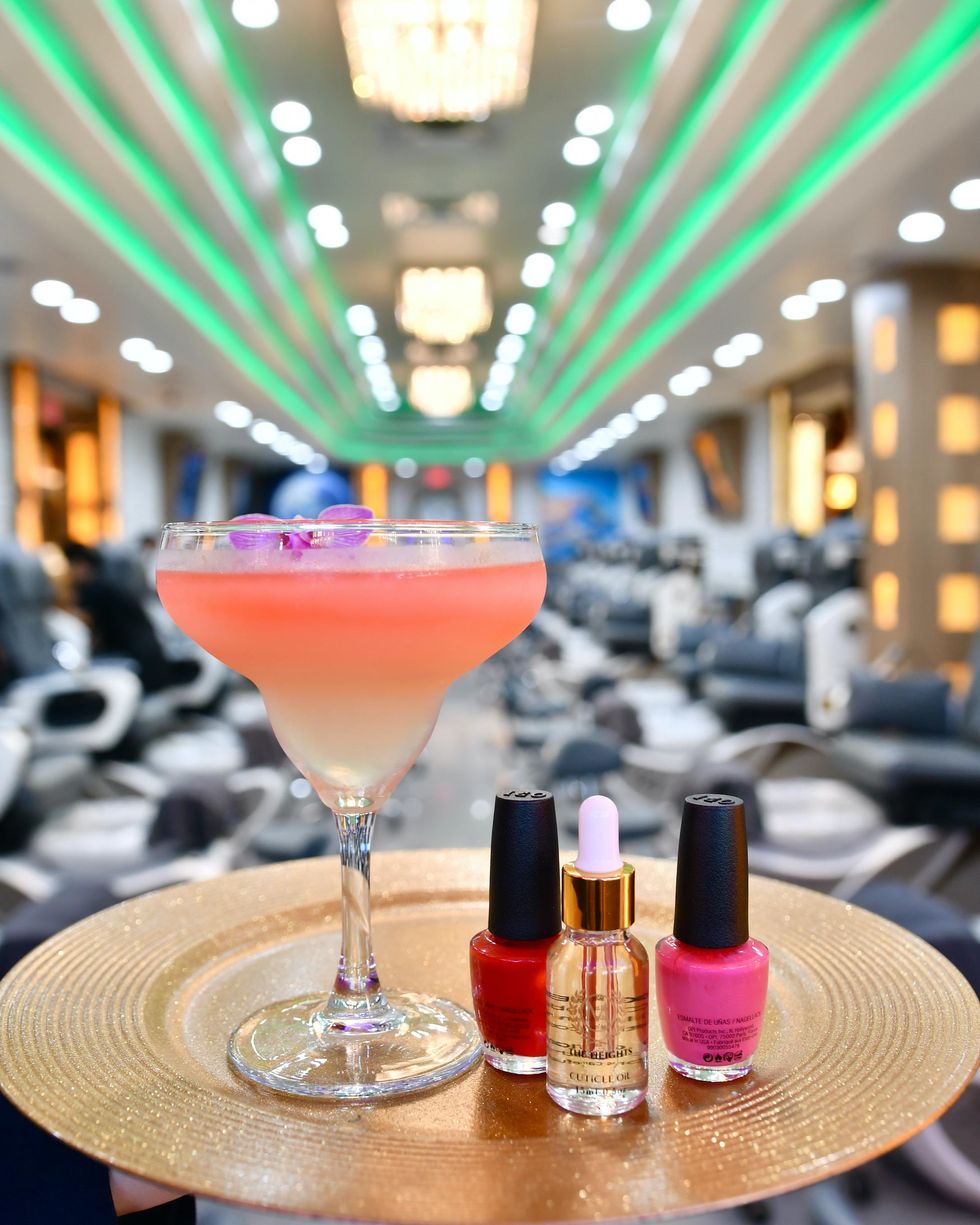 Biggest Nail Salon in Texas — and Maybe the Country! — Shines Bright in