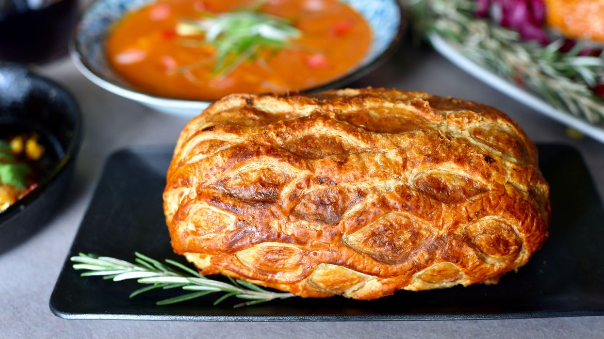 Here’s Where to Book a Last-Minute Christmas Day Rezzy