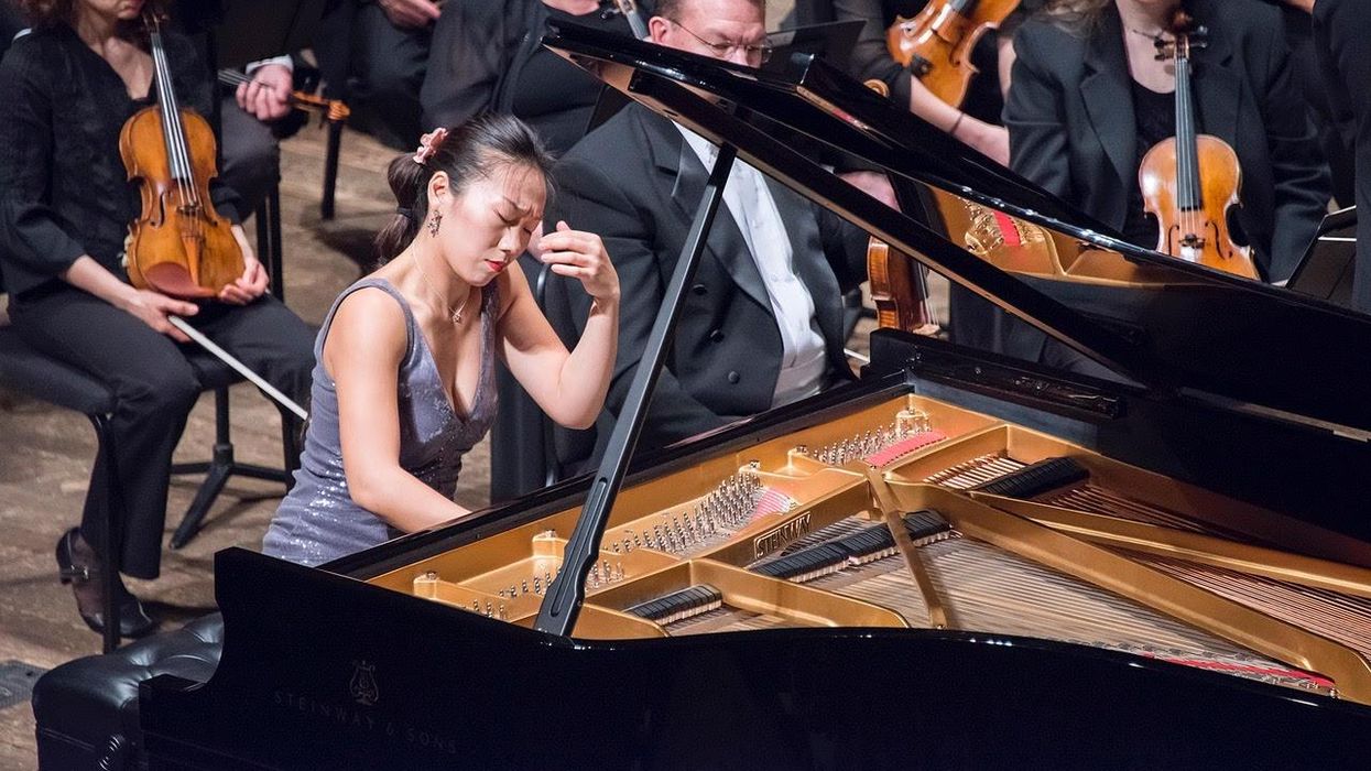 Beautiful Pianist Who Gave Bedside Concerts to Isolated Covid Patients Says Music Is Medicine